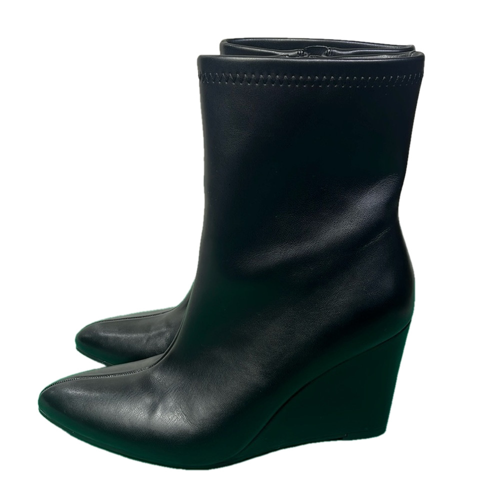 A new day ankle platform boots 7.5